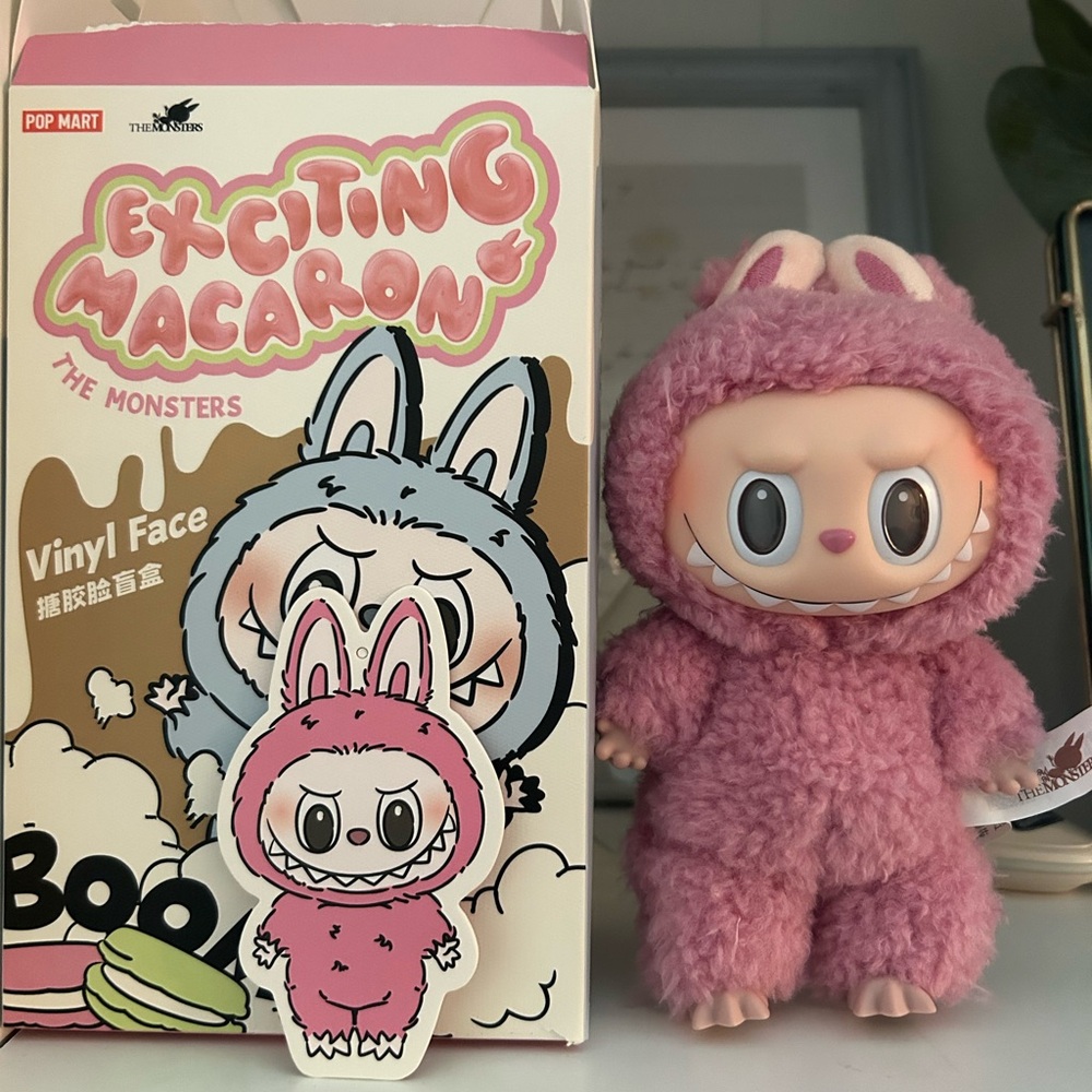 Pop Mart Labubu Exciting Macaron Lychee Berry